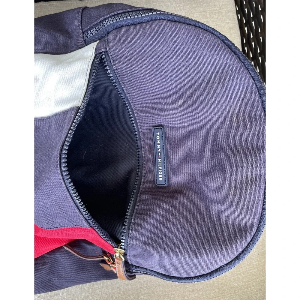 Tommy Hilfiger Sturdy Canvas Backpack Flag Motif Preppy Small Laptop Compatible